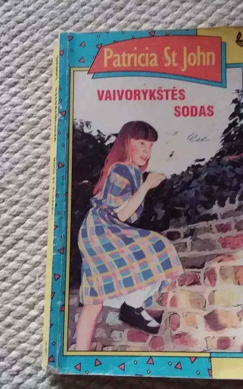 Vaivorykštės sodas - P.S. John, knyga 2