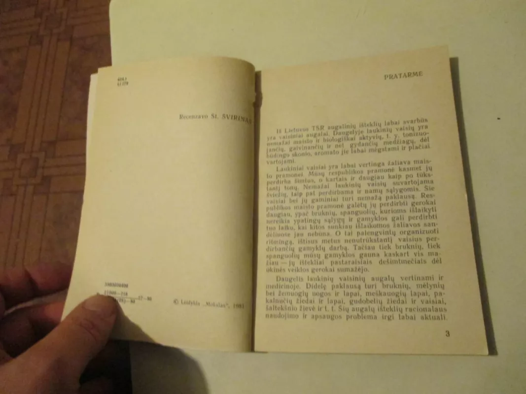 Lietuvos laukiniai vaisiniai augalai - V. Butkus, ir kiti , knyga 4