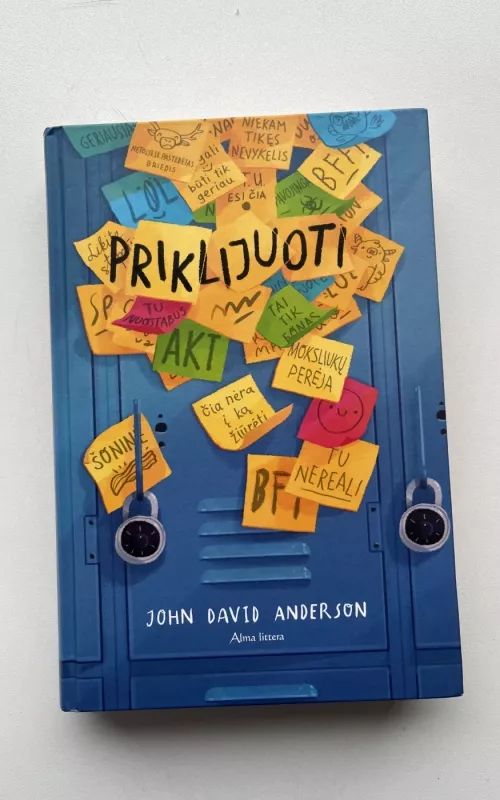 PRIKLIJUOTI - Autorių Kolektyvas, knyga 2