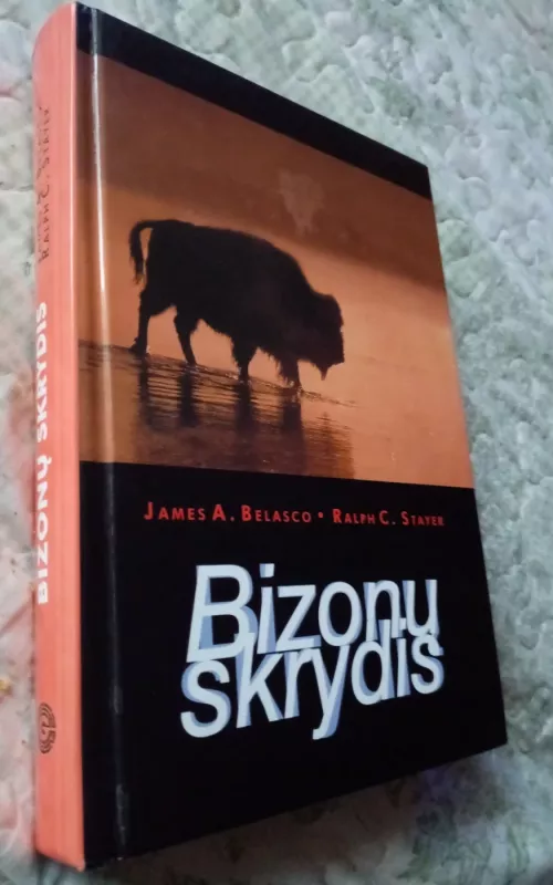Bizonų skrydis - James Belasco, knyga 2