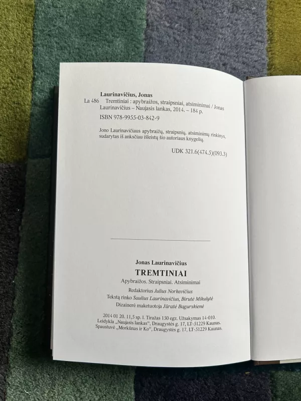 Tremtiniai - Jonas Laurinavičius, knyga 4