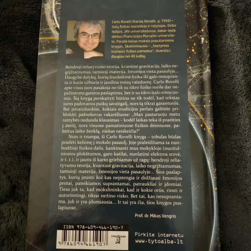 Septynios trumpos fizikos pamokos - Carlo Rovelli, knyga 4