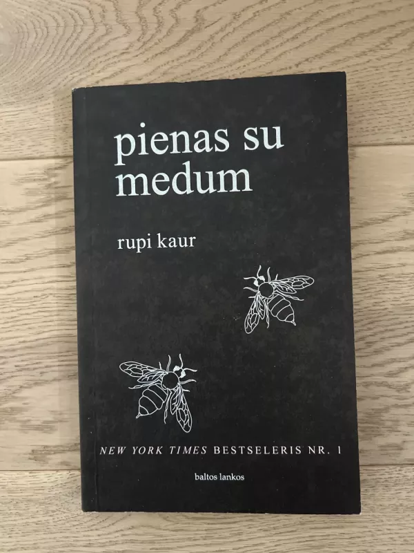 pienas su medum - Rupi Kaur, knyga
