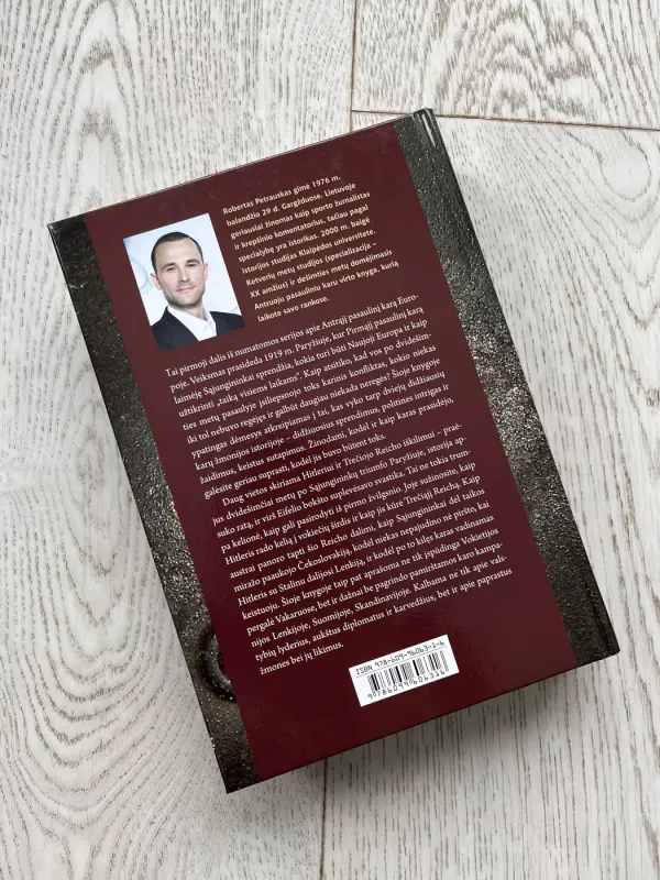 Trečiojo Reicho triumfas - Robertas Petrauskas, knyga 5