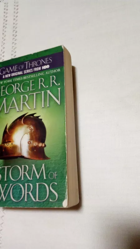 Game of thrones a storm of swords - George R. R. Martin, knyga 5