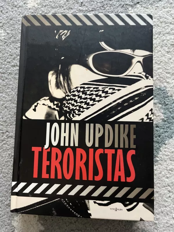 Teroristas - John Updike, knyga 2