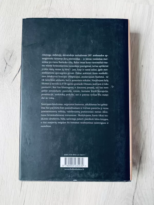 Bankoko 8 - John Burdett, knyga 3