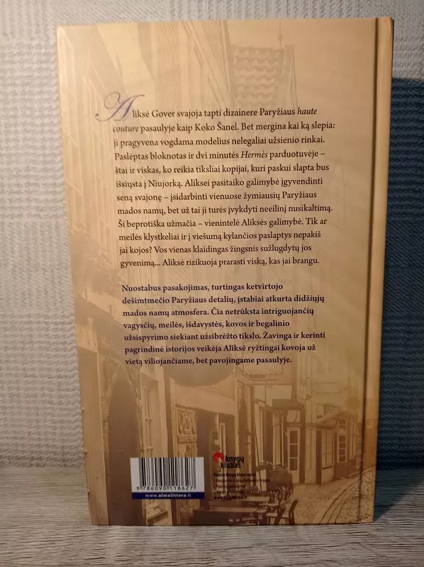 Suknelių Vagilė - Autorių Kolektyvas, knyga 6