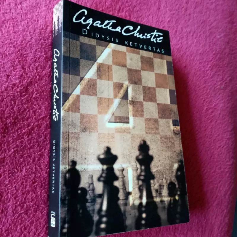 Didysis ketvertas - Agatha Christie, knyga 2
