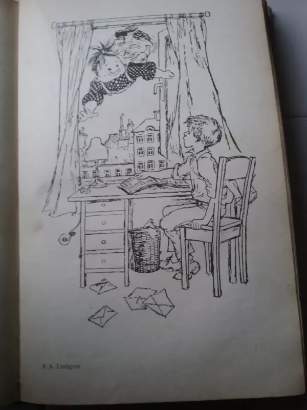 Mažylis ir Karlsonas, kuris gyvena ant stogo - ASTRIDA LINDGREN, knyga 5