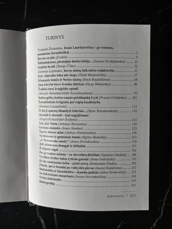 Žurnalistai - Jonas Laurinavičius, knyga 4