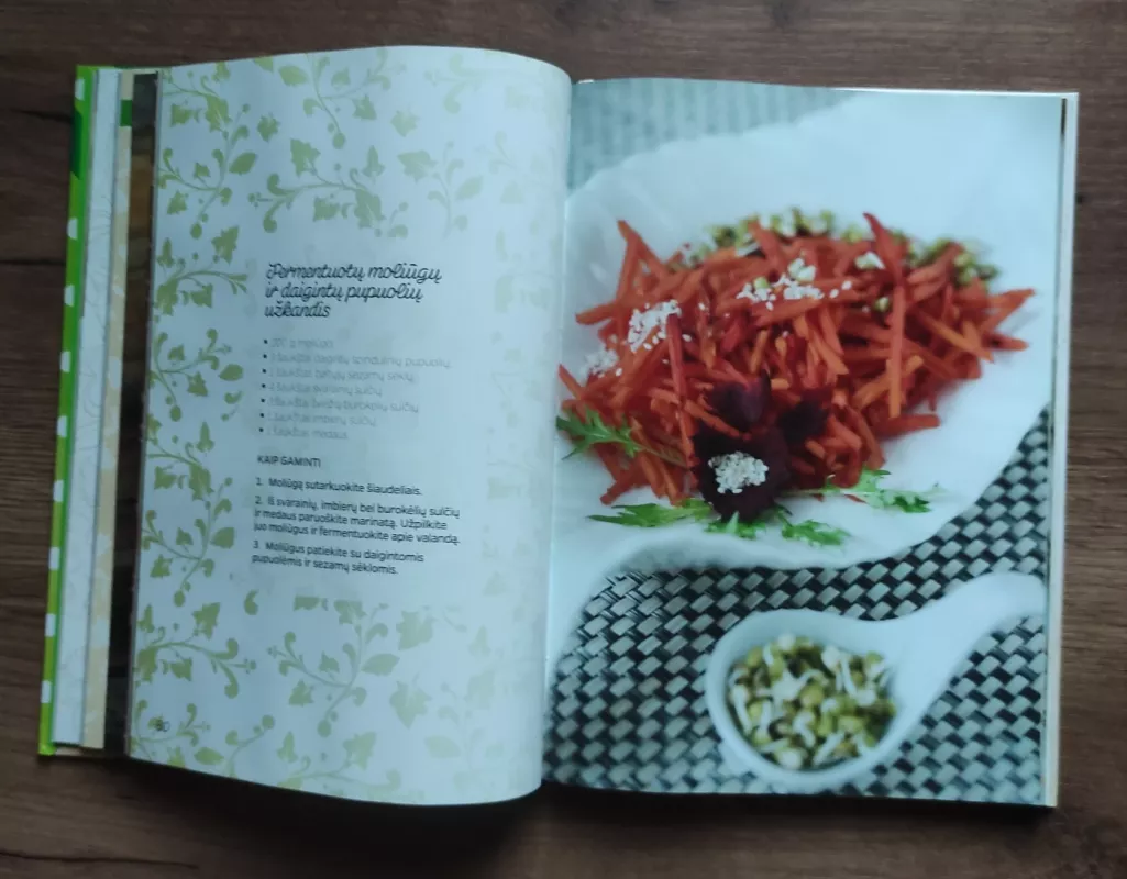 100 žaliavalgiškų receptų - Jurgita Djakonovaitė, knyga 5