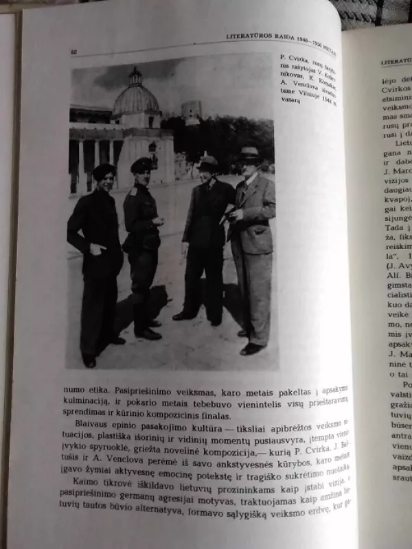 Lietuvių literatūros istorija II - Autorių Kolektyvas, knyga 5