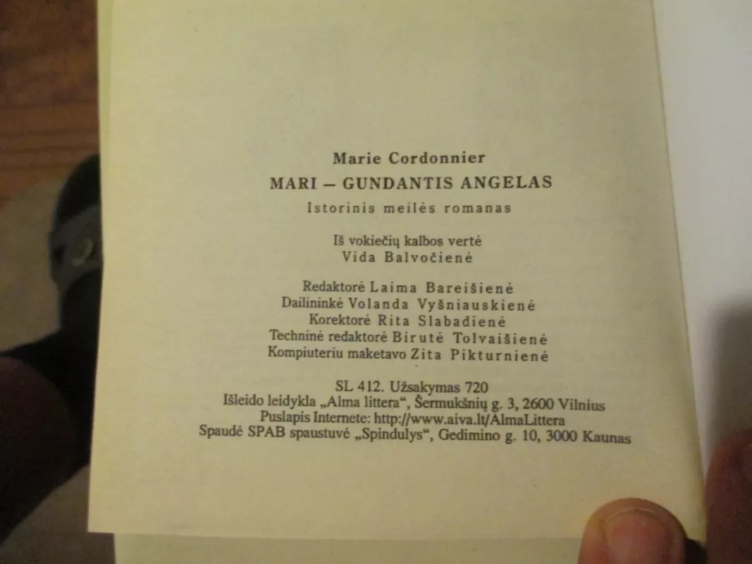 Mari-gundantis angelas - Marie Cordonnier, knyga 6