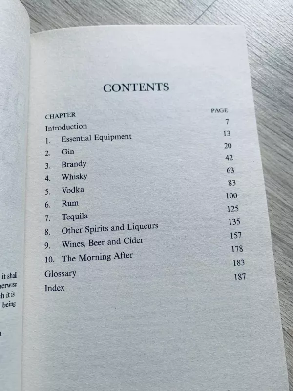 The Definitive Cocktail Book - Jeffrey Benson, Stuart Walton, knyga 3
