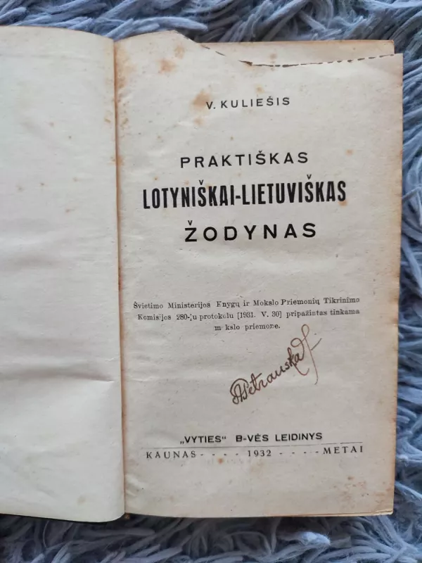 Praktiškas lotyniškai-lietuviškas žodynas - V. Kuliešis, knyga 3