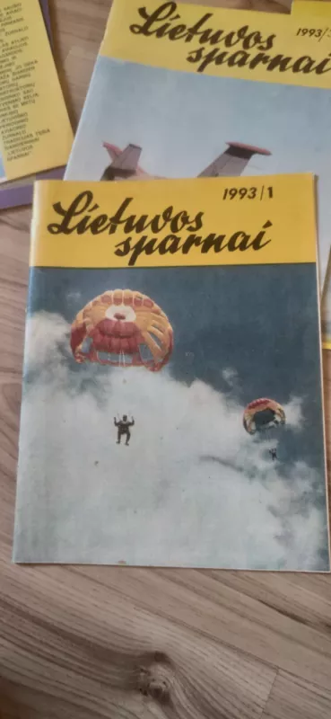 Lietuvos sparnai - Redakcinė kolegija, knyga 4