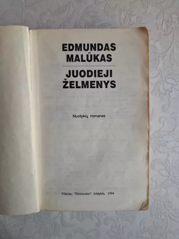 Juodieji želmenys - Edmundas Malūkas, knyga 3