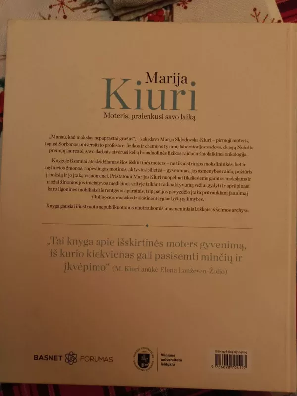 Marija Kiuri. Moteris, pralenkusi savo laiką - Marjona Ogiusten, knyga 3
