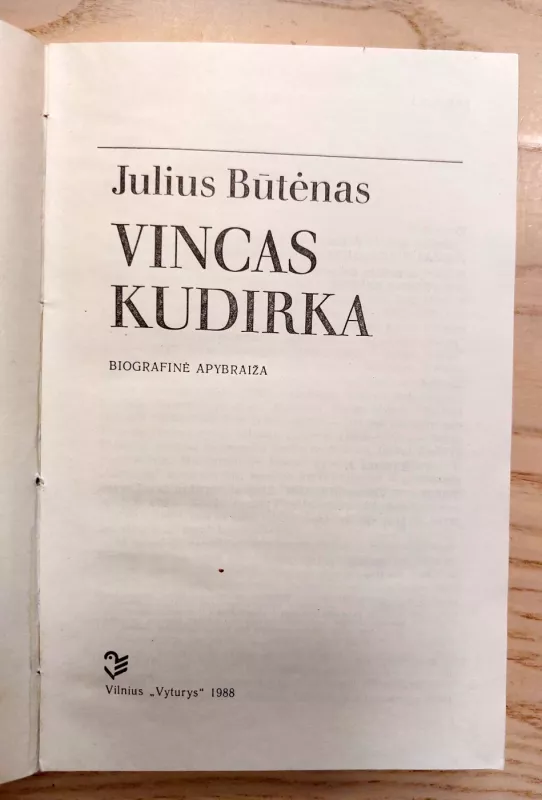 J.Būtėnas Vincas Kudirka - Melvin Burgess, knyga 4
