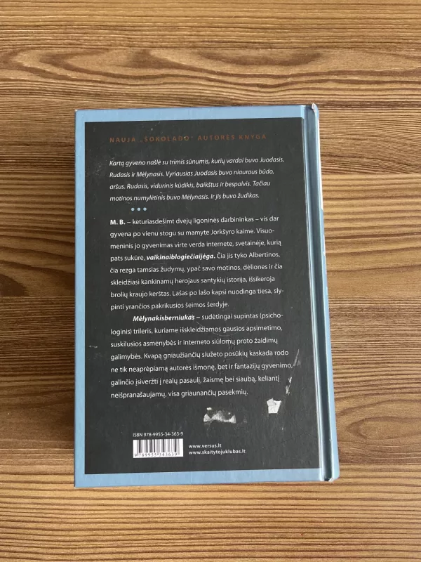 Mėlynakis berniukas - Joanne Harris, knyga 4