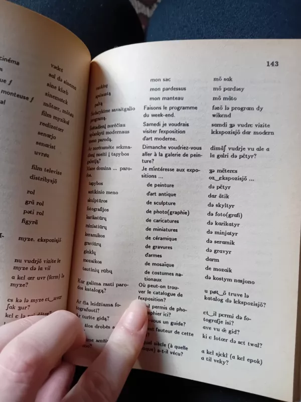 Lietuviškų-prancūziškų pasikalbėjimų knygelė - I. Balaišienė, V.  Mickienė, knyga 2