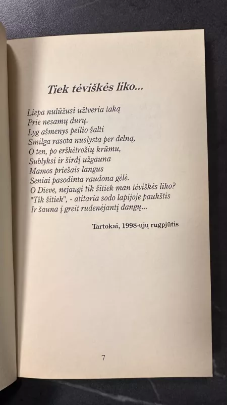 Kasdien trumpėjantys eilėraščiai - Vladas Vaitkevičius, knyga 3
