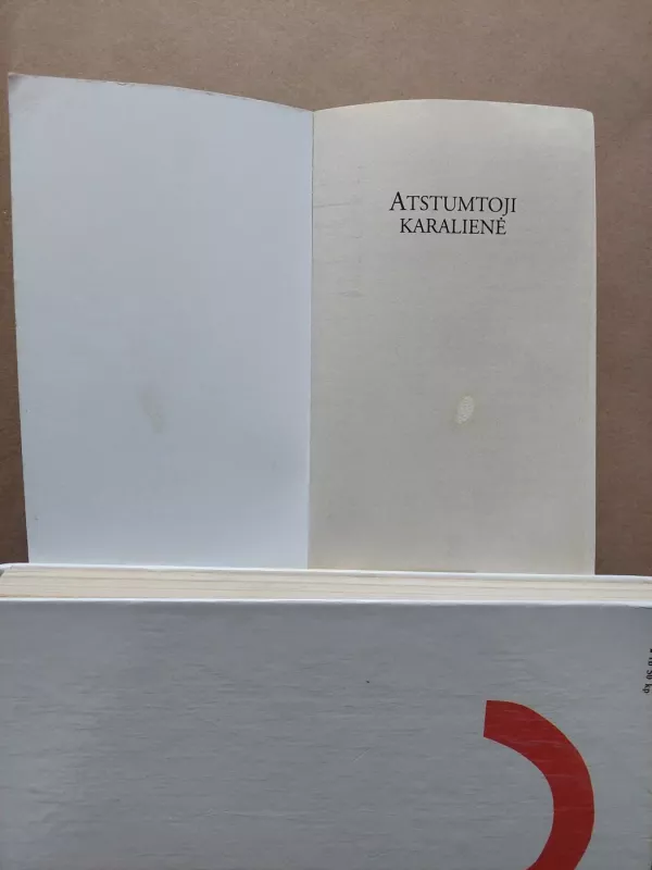 Atstumtoji karalienė - Philippa Gregory, knyga 3