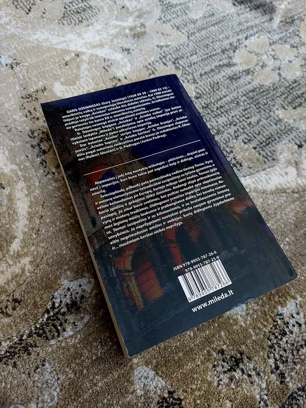 Plėšrūnas. Balzamo žiedas. - Gary Jennings, knyga 3