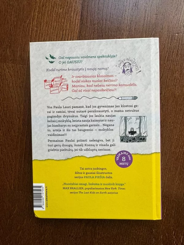 Paula piešia. Mokyklos vaidinimas - Sara Shepard, knyga 3