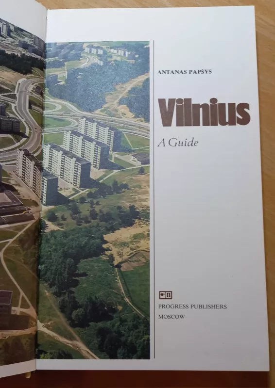Vilnius. A Guide - Antanas Papšys, knyga 3