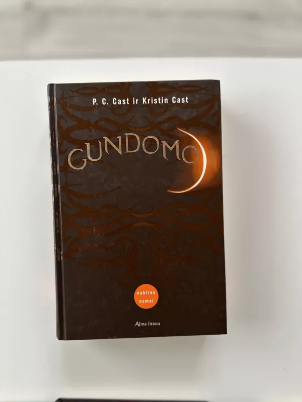 Gundomoji - P. C. Cast, Kristin  Cast, knyga 2
