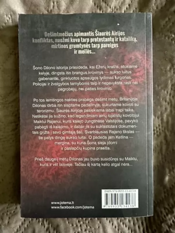 Išgertuvės su velniu - Jack Higgins, knyga 3