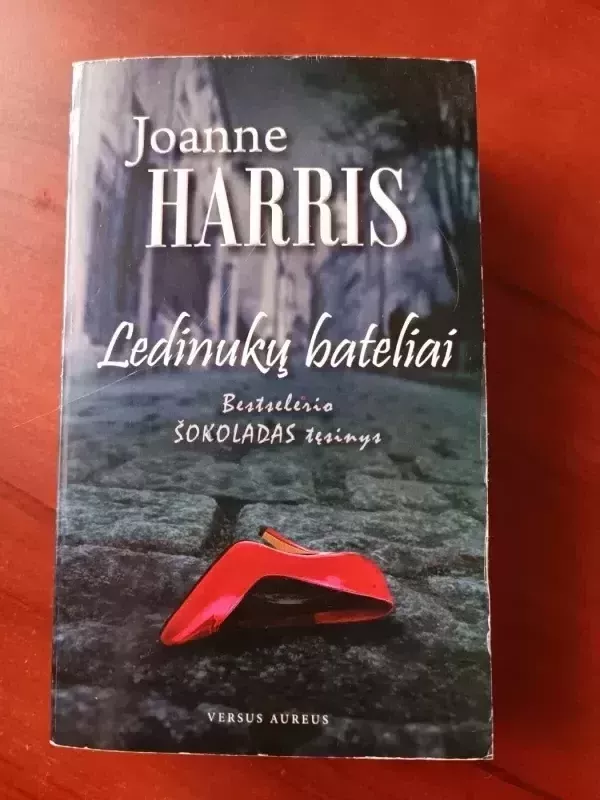 Ledinukų bateliai - Joanne Harris, knyga 2