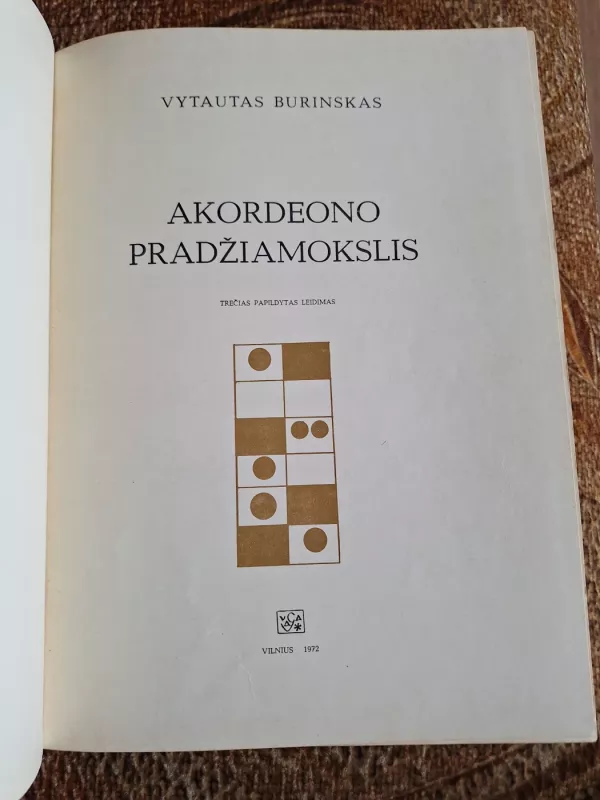Akordeono pradžiamokslis - Vytautas Burinskas, knyga 3