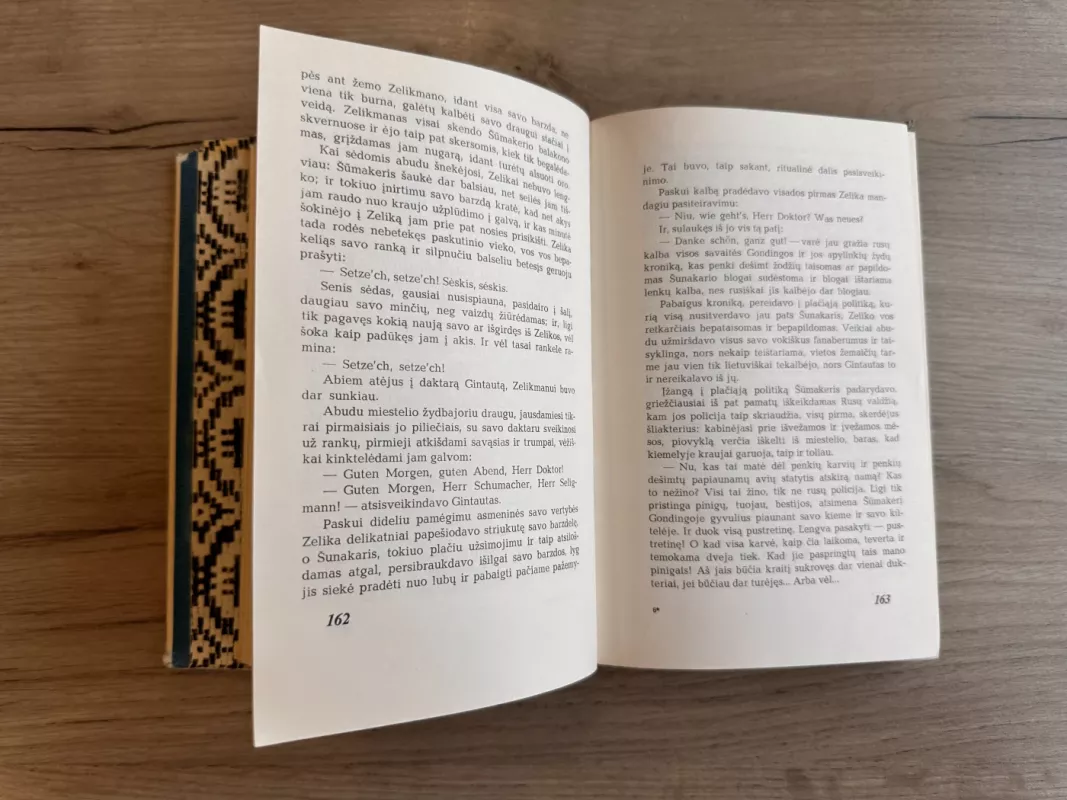 Pragiedruliai (2 dalys) -  Vaižgantas, knyga 4