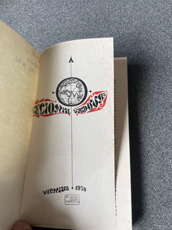 Kelionių vadovas - Autorių Kolektyvas, knyga 2