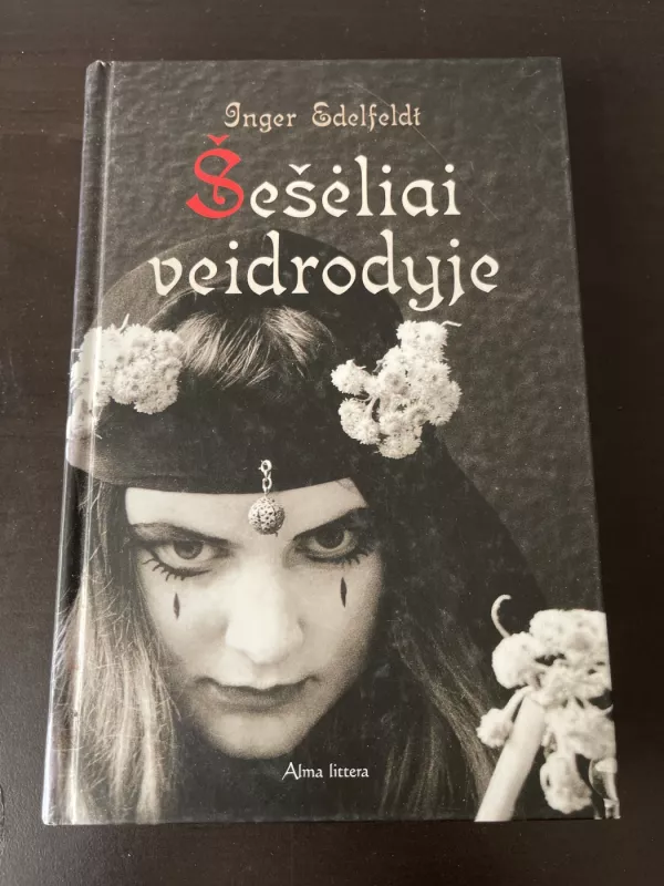 Šešėliai veidrodyje - Inger Edelfeldt, knyga 2