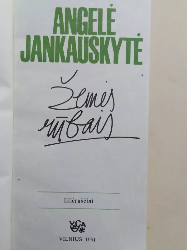 Žemės rūbais: Eilėraščiai - A. Jankauskytė, knyga 3