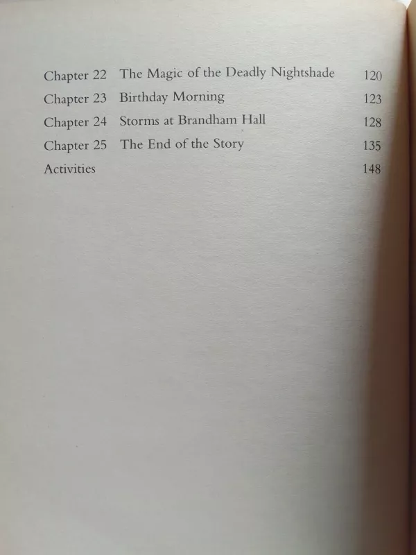 The Go-between - L.P. Hartley, knyga 6