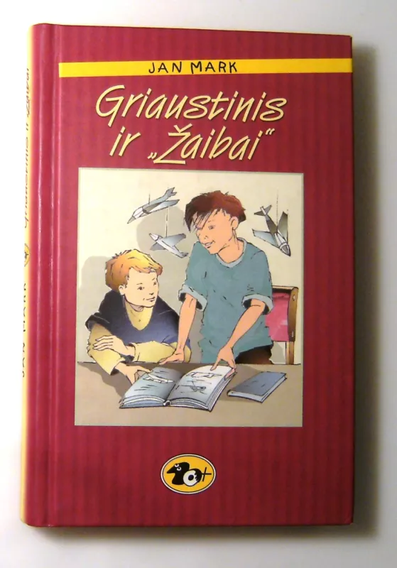 Griaustinis ir žaibai - Jan Mark, knyga 4