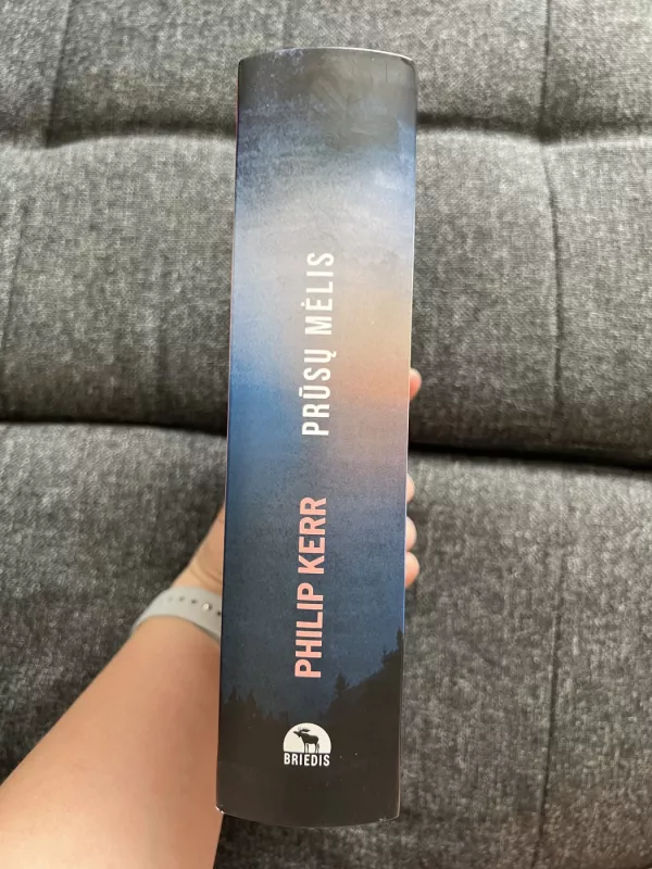 Prūsų mėlis - Philip Kerr, knyga 4