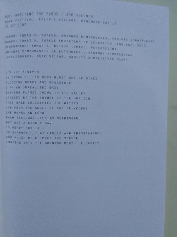 Betoniniai triusiai. Dievas - daiktas / LIVE - Autorių Kolektyvas, knyga 4