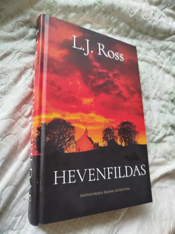 Hevenfildas - L.J. Ross, knyga 2