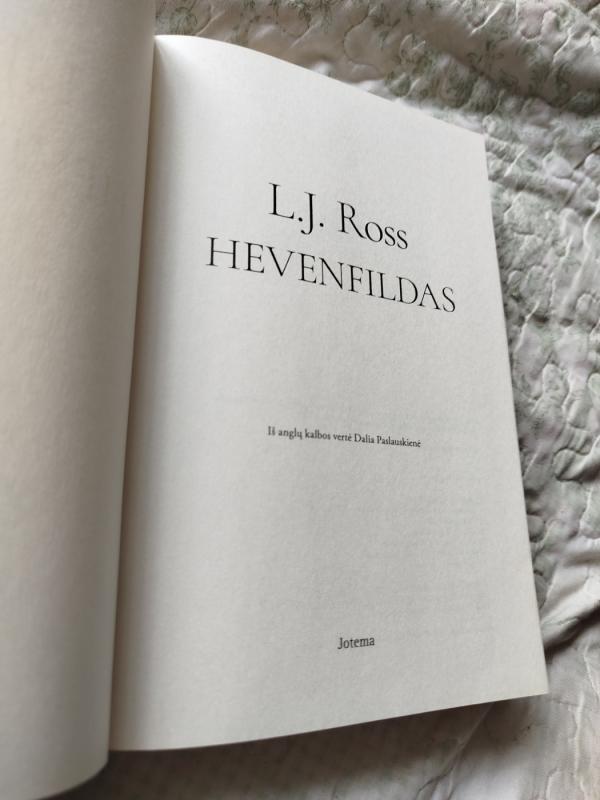 Hevenfildas - L.J. Ross, knyga 3