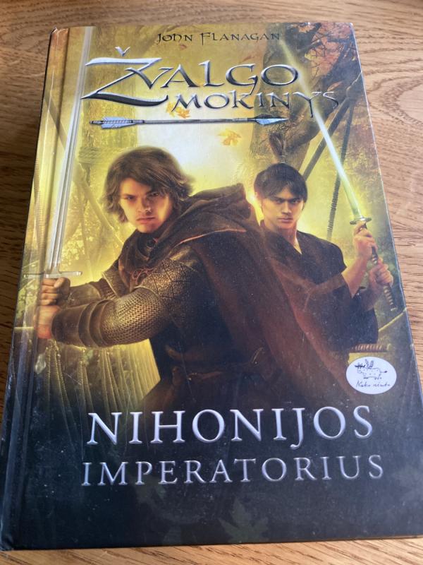 Žvalgo mokinys 10. Nihonijos imperatorius - John Galsworthy, knyga 2