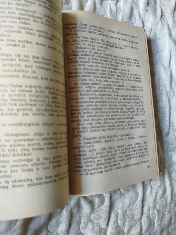 Karūna ir nuodai. Vyrų teisė - Morisas Driuonas, knyga 4