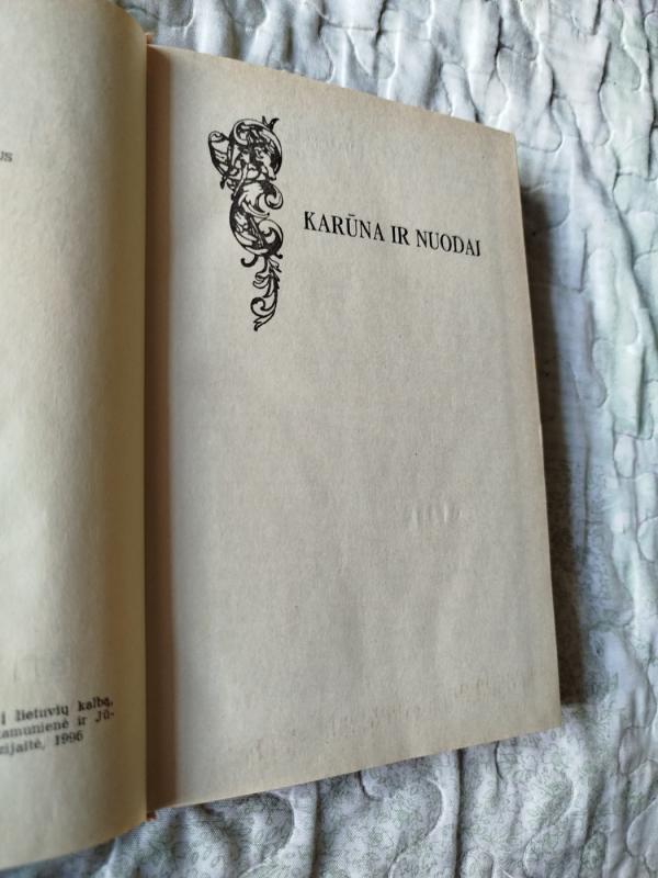 Karūna ir nuodai. Vyrų teisė - Morisas Driuonas, knyga 3