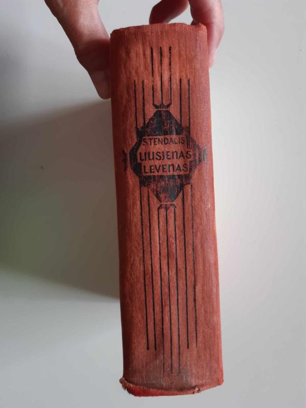 Liusjenas Levenas - Autorių Kolektyvas, knyga 4