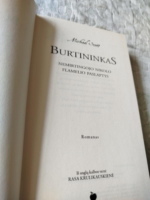 Burtininkas. Nemirtingojo Nikolo Flamelio paslaptys - Michael Scott, knyga 3